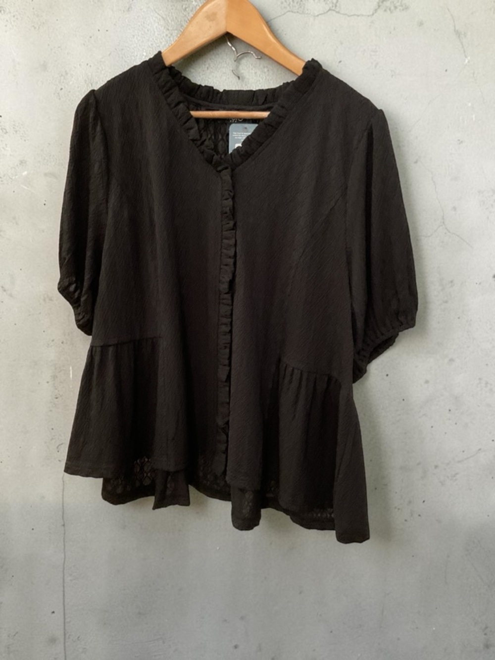 Textured Peplum Blouse- Gigio